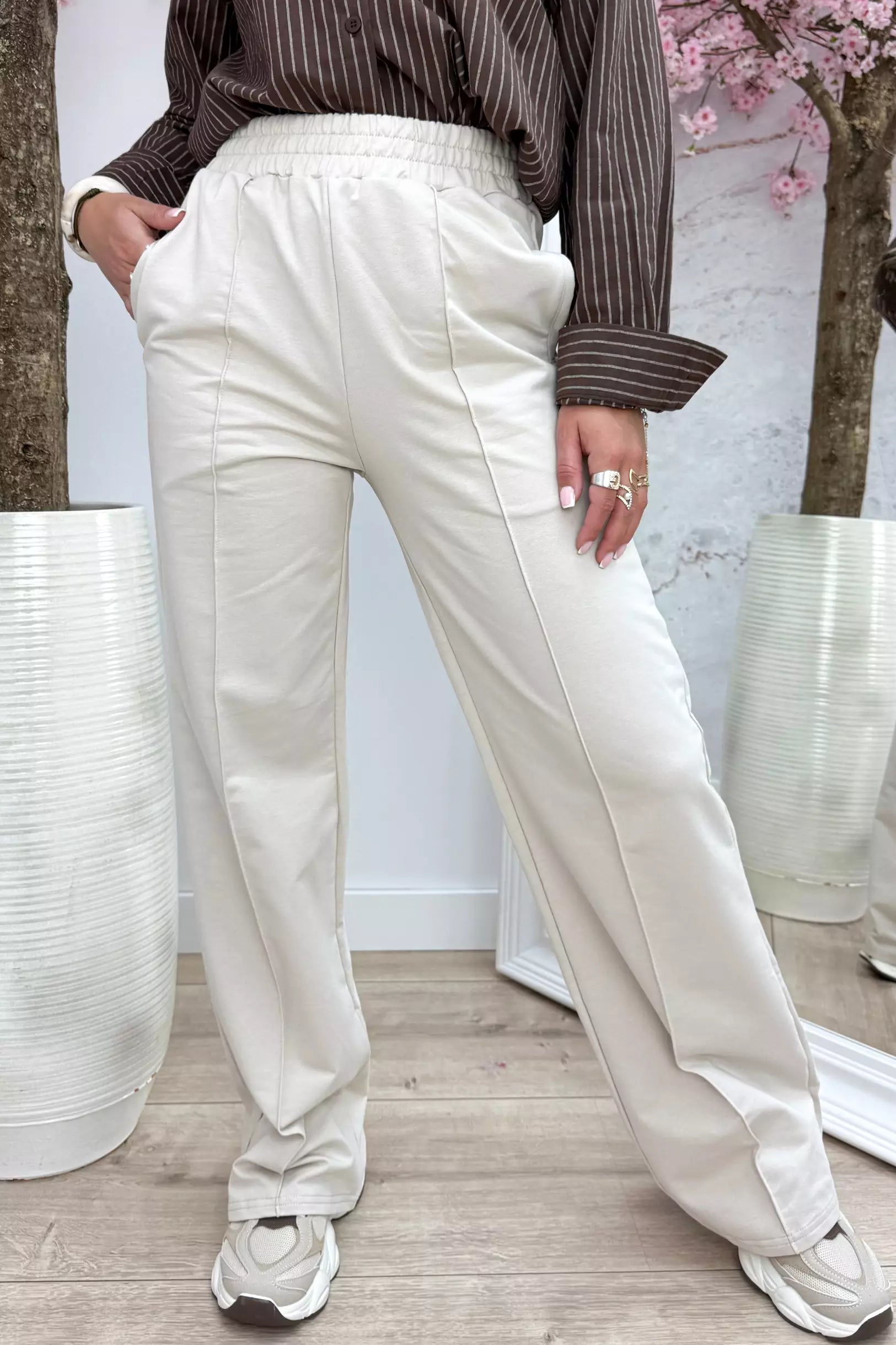 Hecho para ti pantalones básicos cómodos - beige