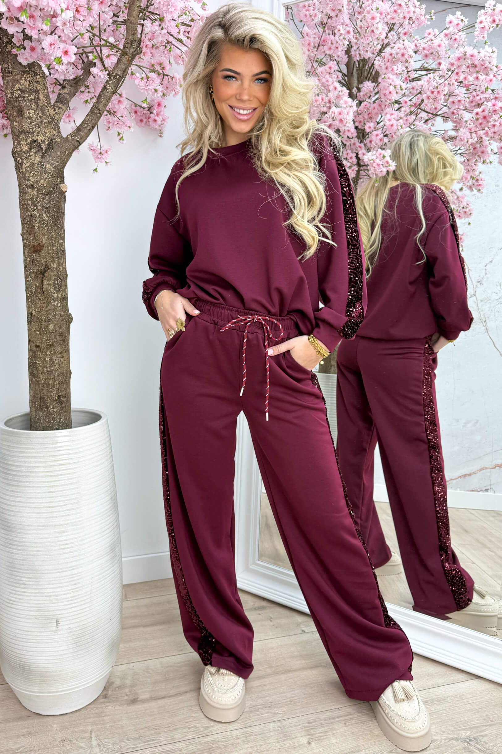 Velvet paillet comfy co-ord - Bordeaux