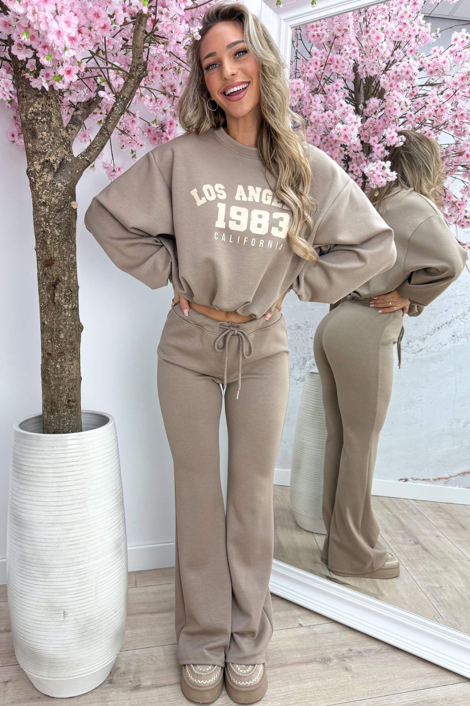 Cropped LA comfy co-ord - Taupe