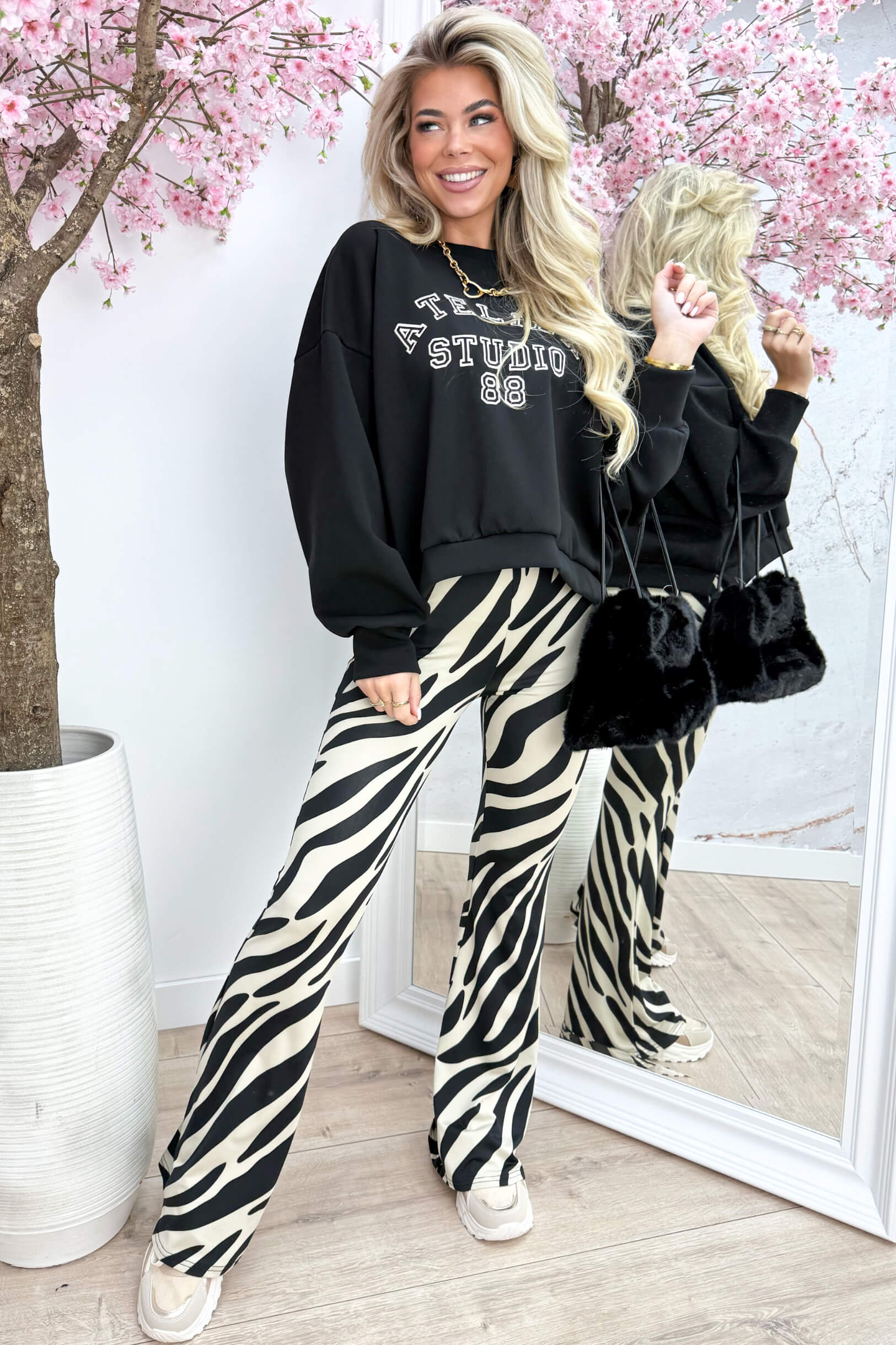 Atelier studio cropped sweater - Zwart