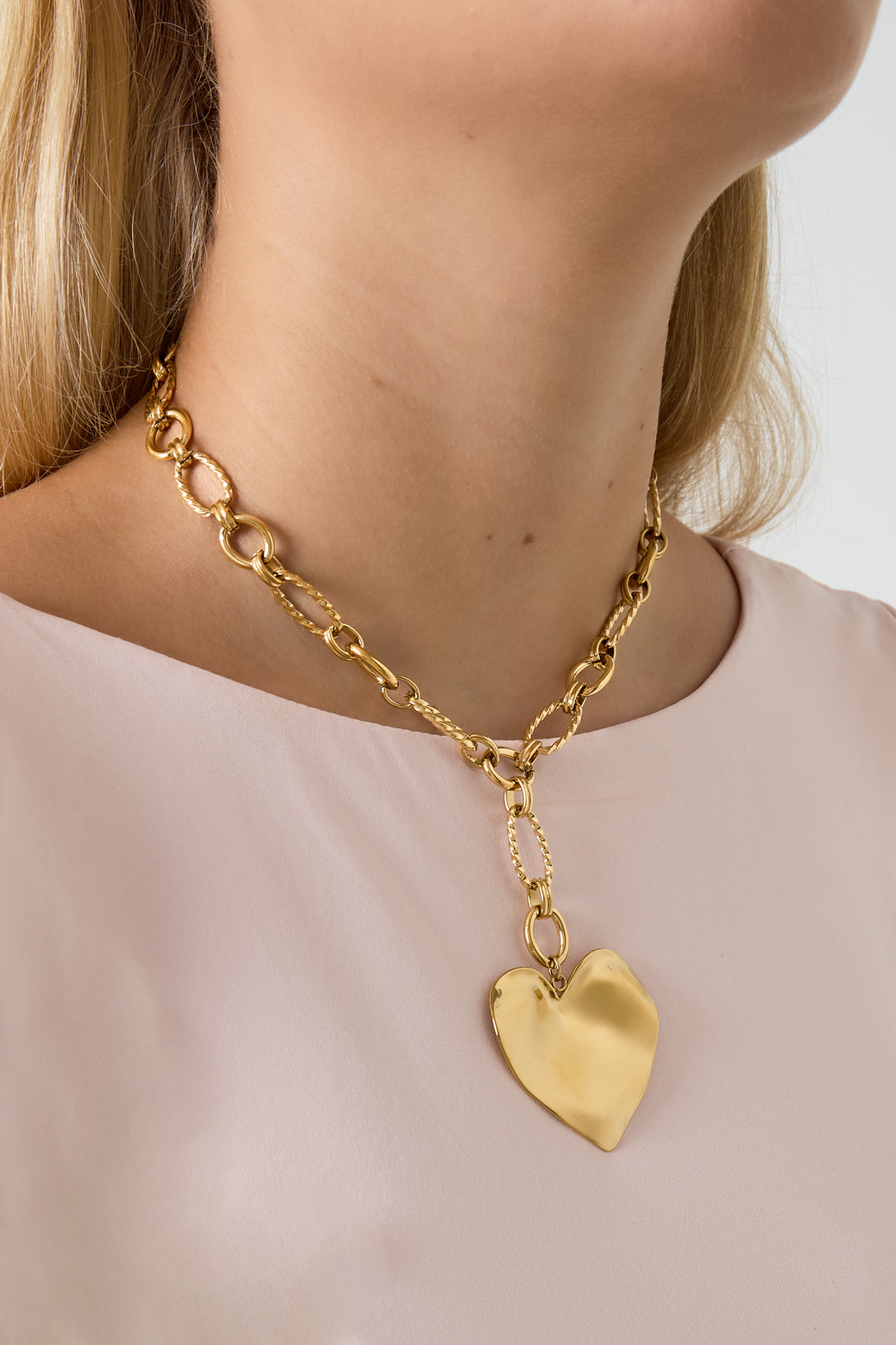 Collar de la cadena de corazón grande - Oro