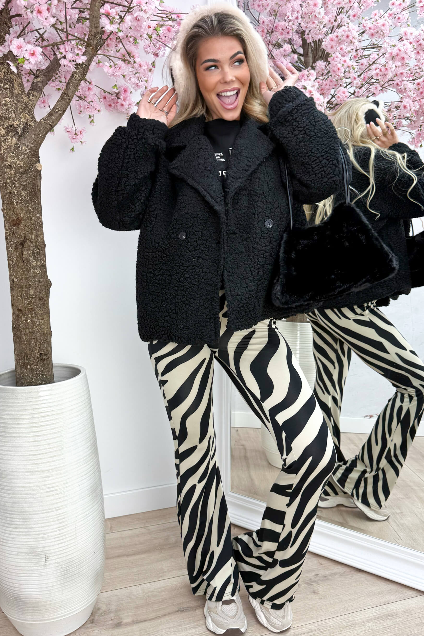 Snuggle up teddy jacket - Zwart