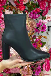 Heels E5133-1 - Zwart