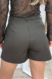 All you need short - Bruin