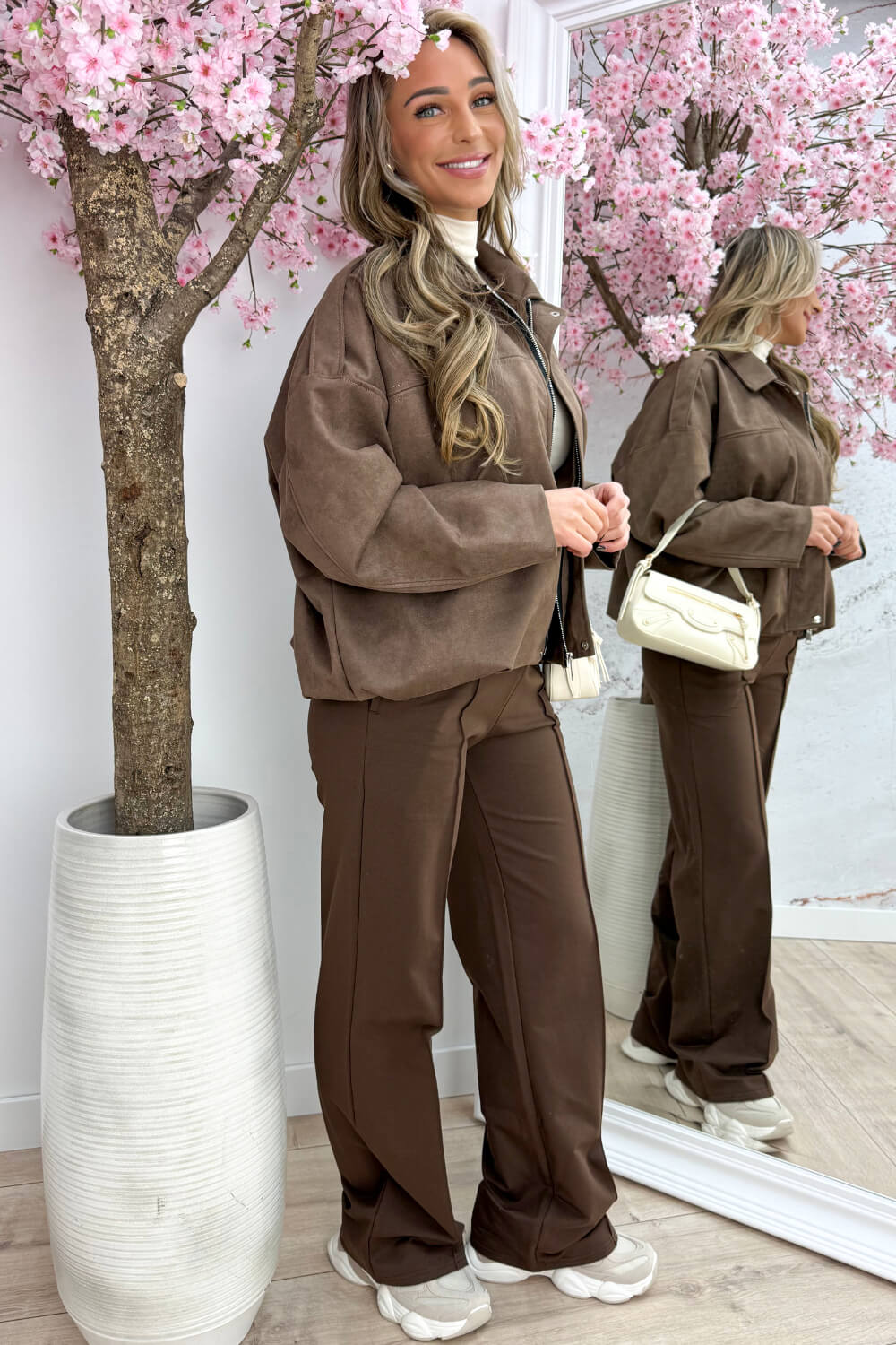 MWL Suede look bomber - Bruin