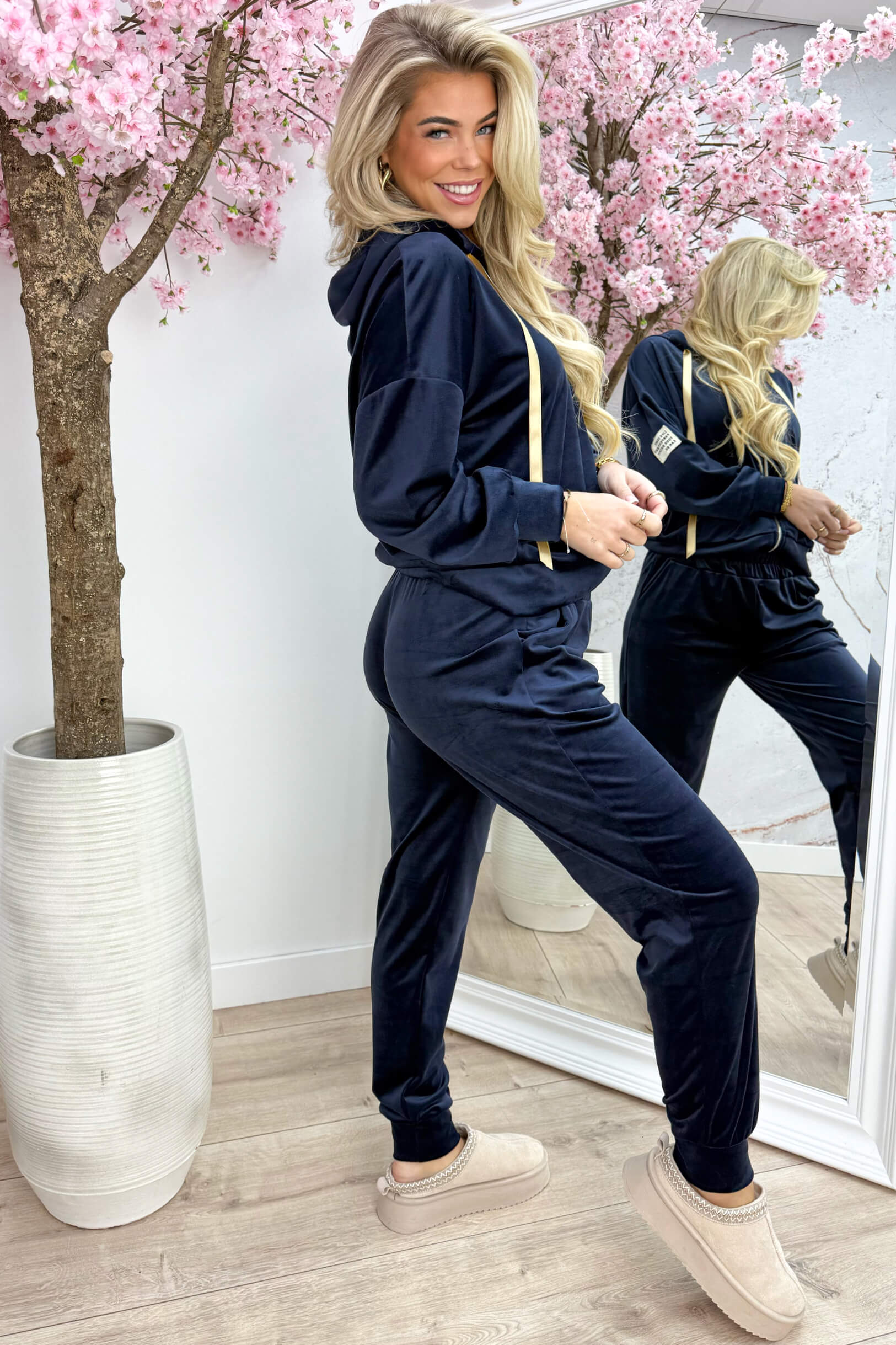 Velvet perfect embleem comfy co-ord - Navy