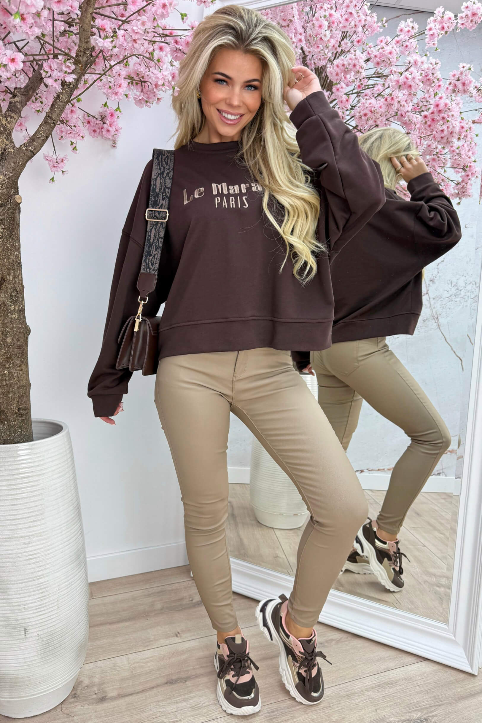 Le marais paris sweater - Dk. Bruin
