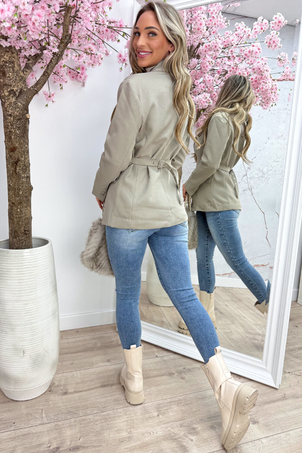 Favorite fit belted blazer - Taupe
