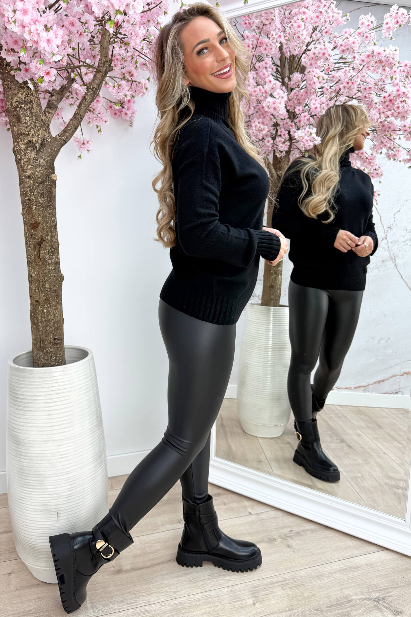 Basic coll trui - Zwart