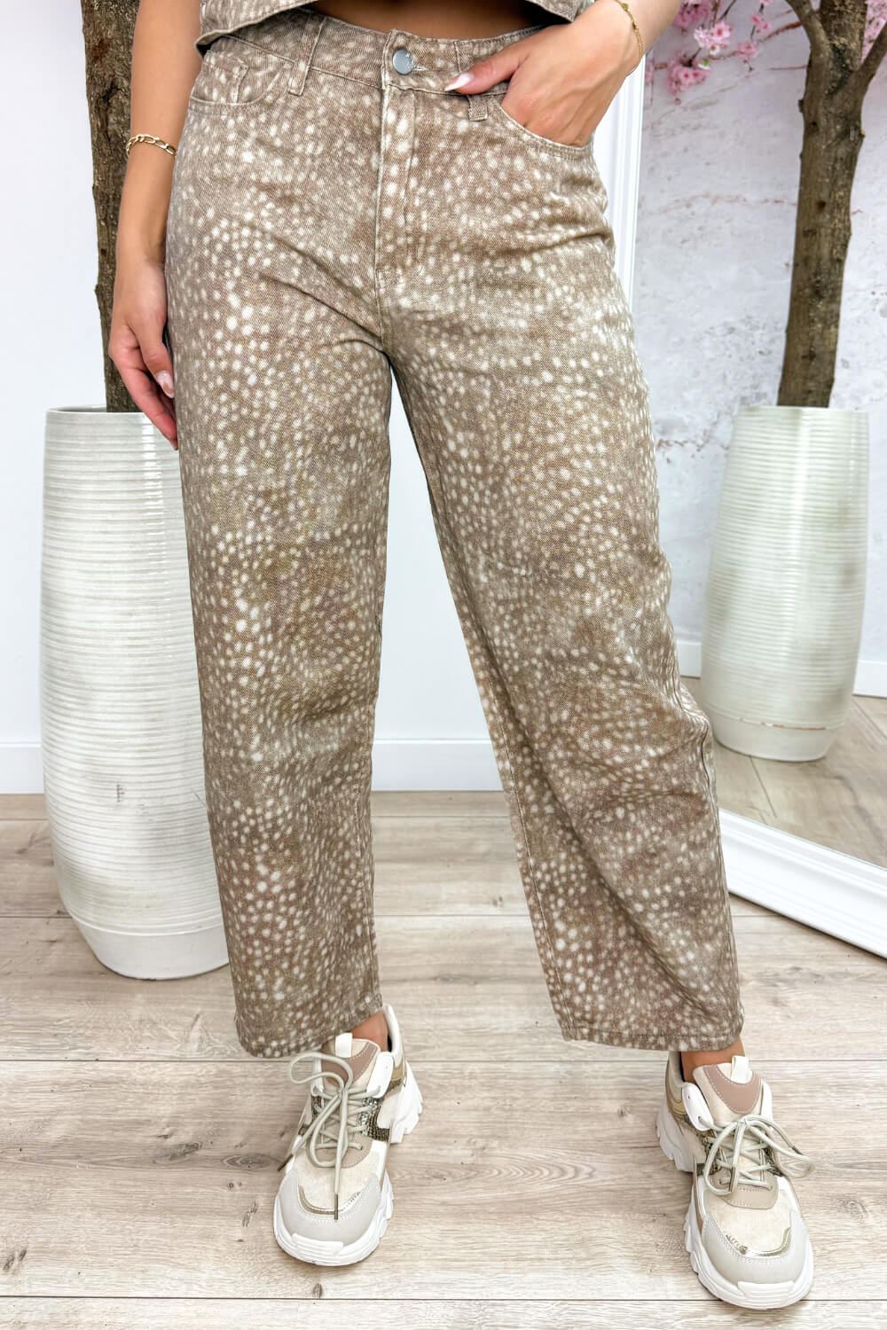 Spotted in style jeans - Camel