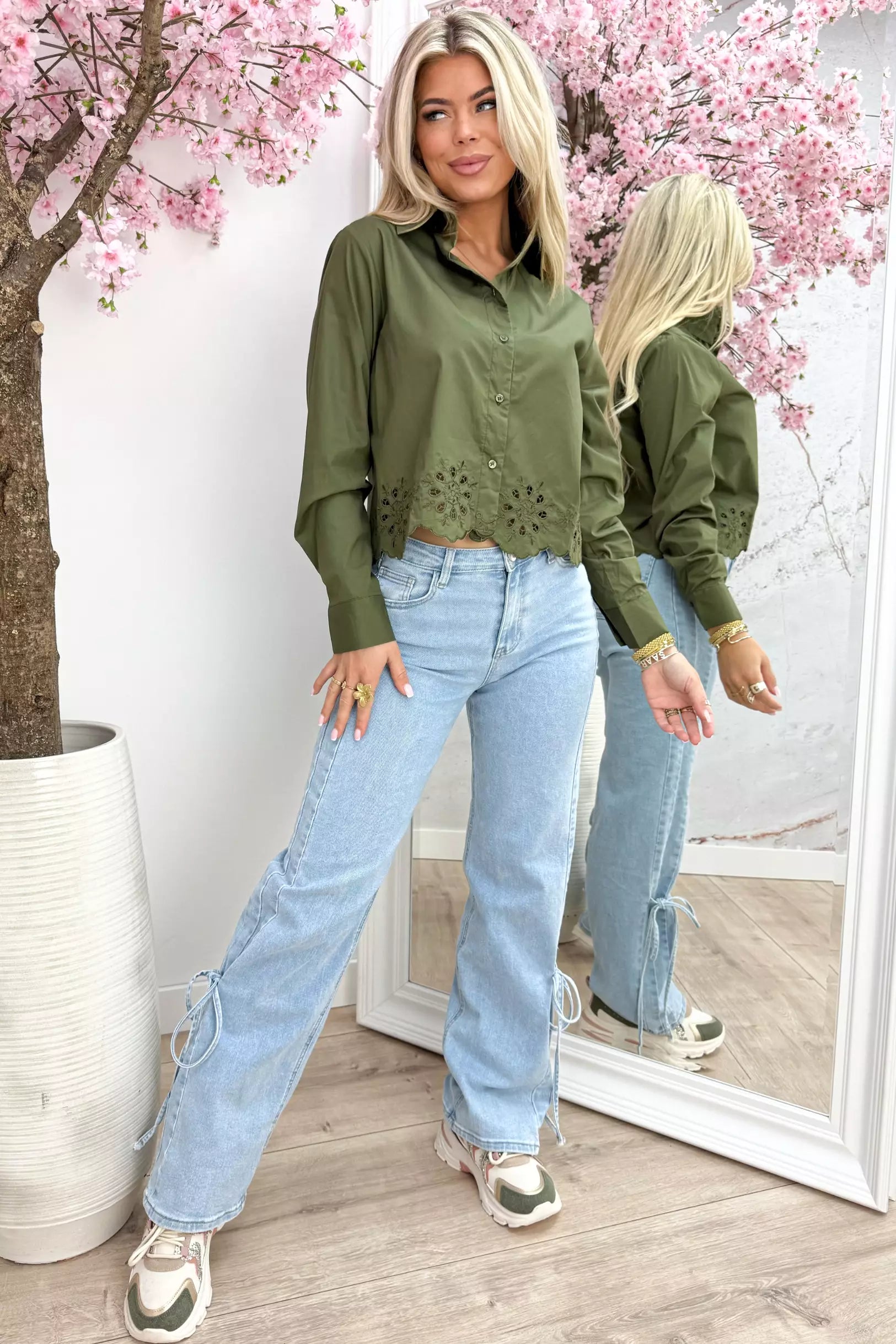 Wavy embroidery blouse - Army