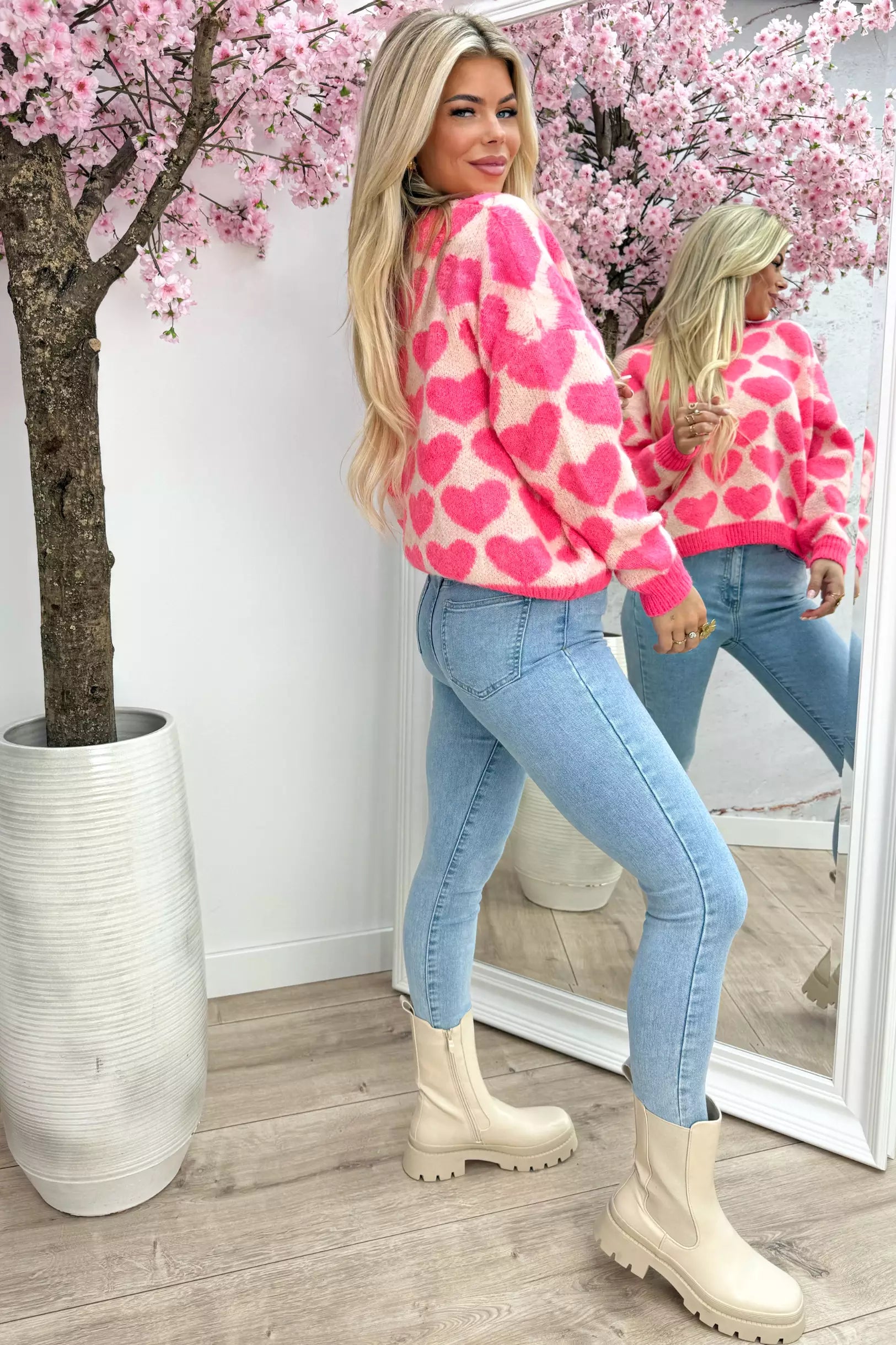In Love with Cozy Trui - Fuchsia