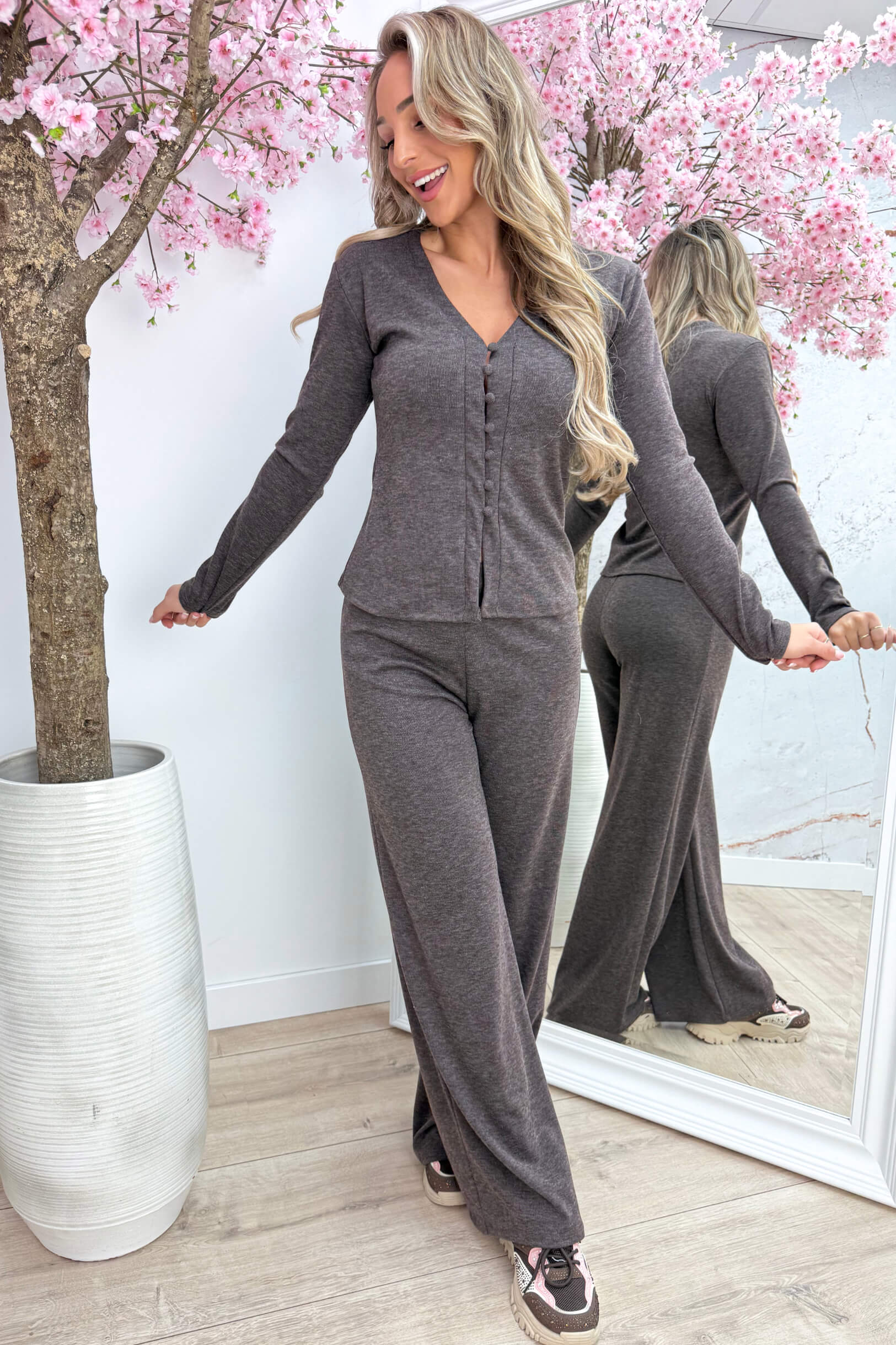 Button up comfy co-ord - Bruin