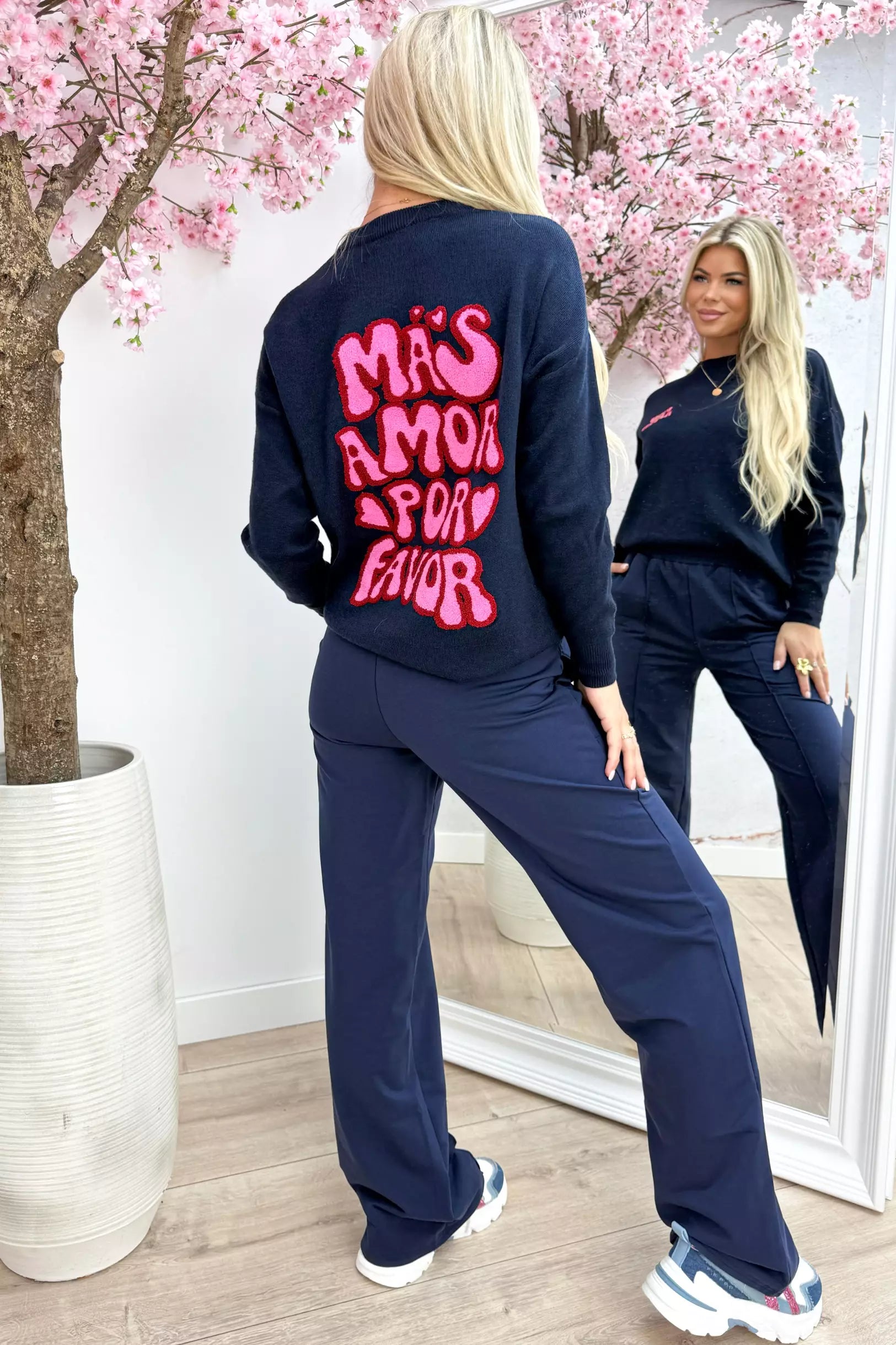 Mas Amor Sweater - Navy