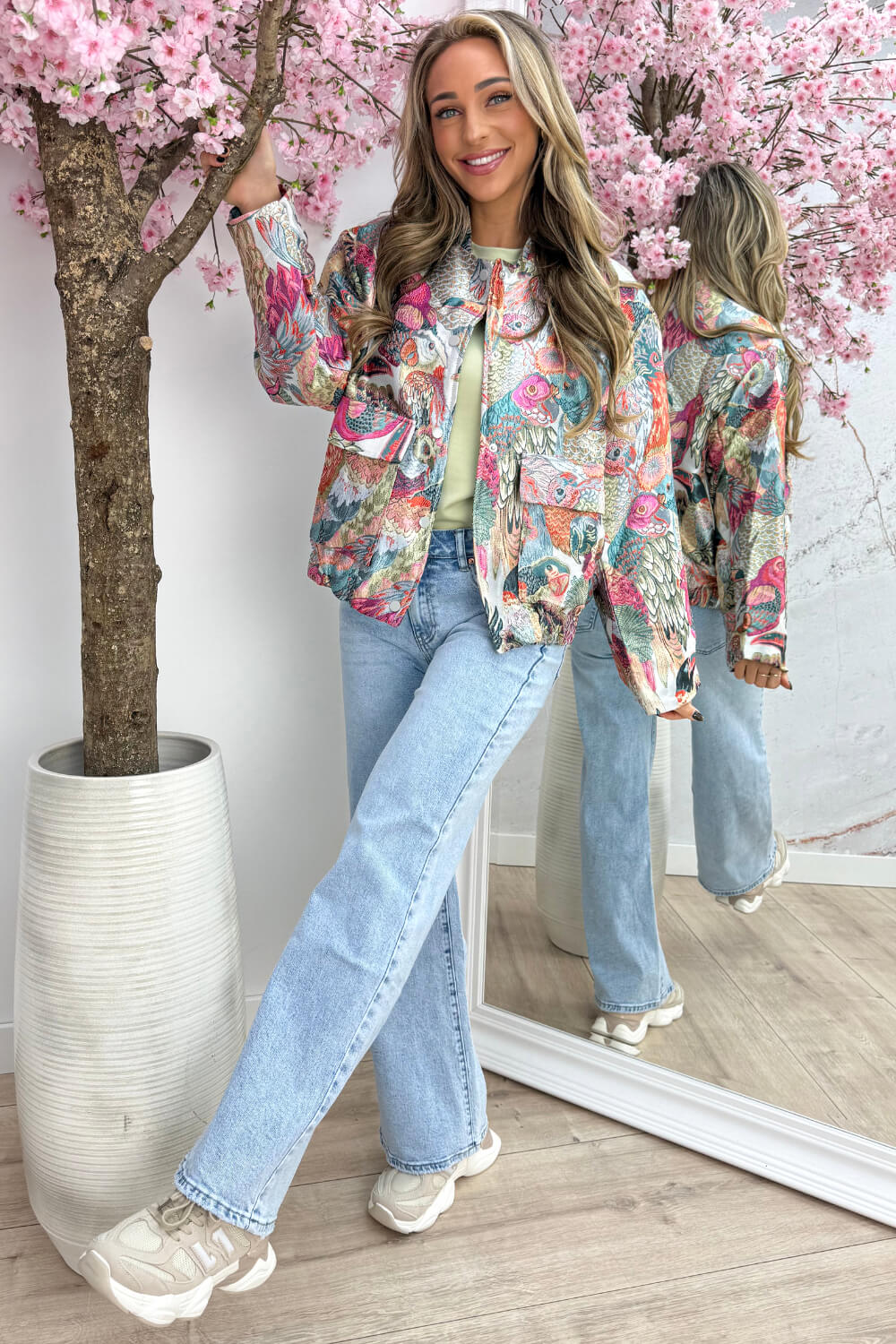 Parrot paradise bomber - Fuchsia