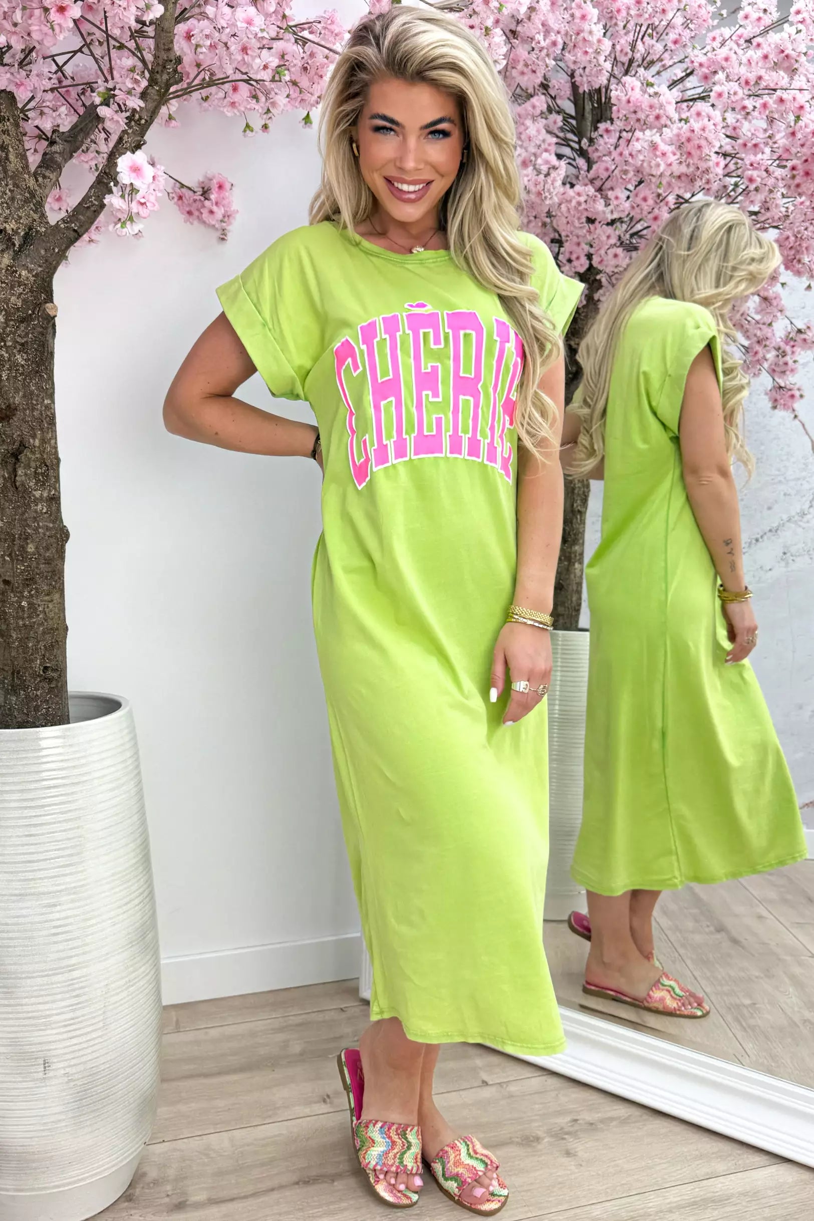 Cherie midi T-shirt dress - Lime