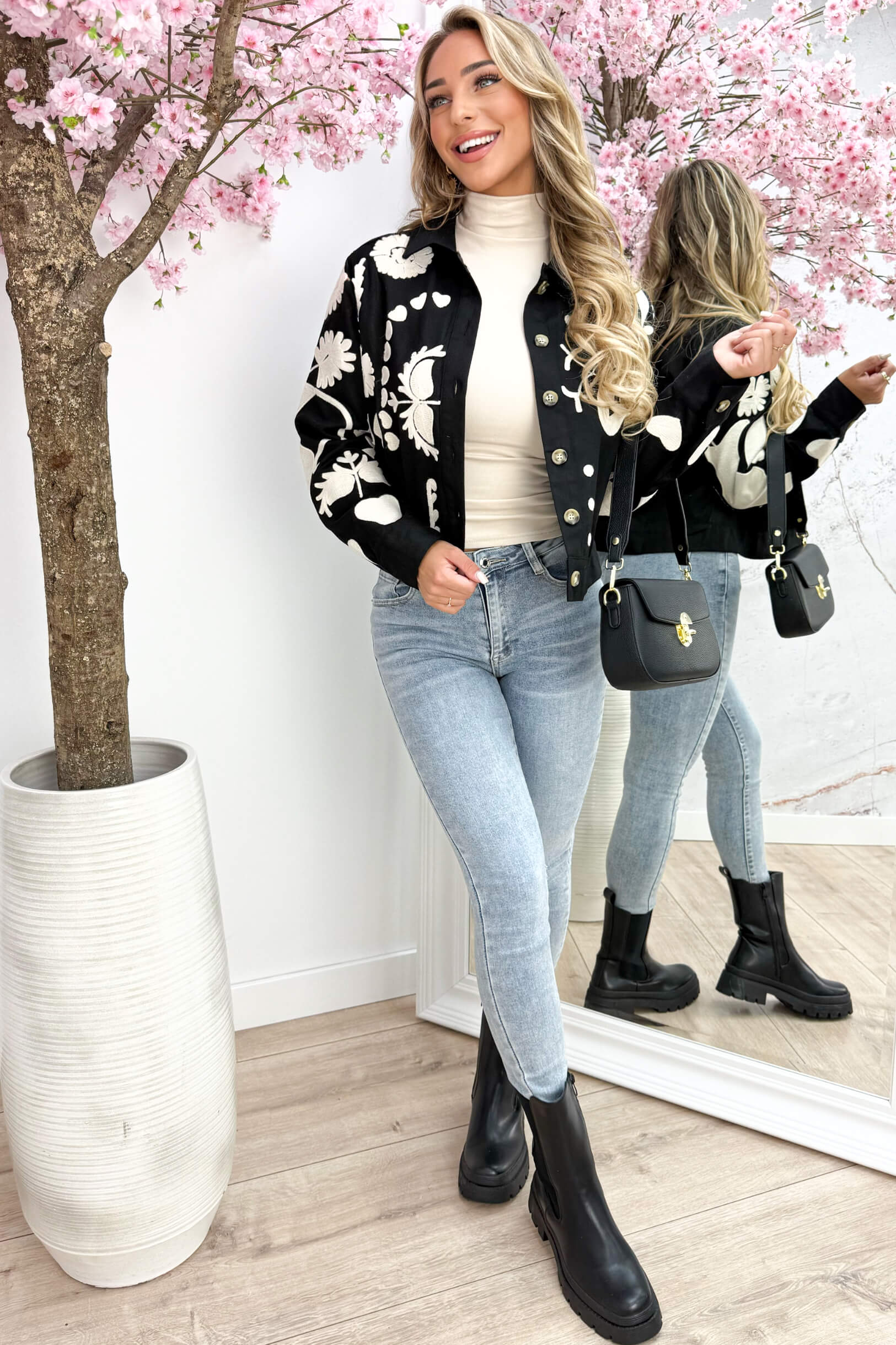 Embroidery jacket - Zwart