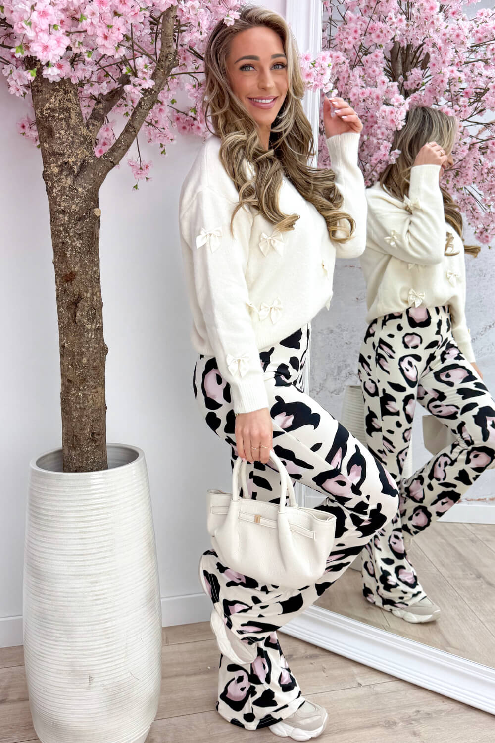 Silky bows trui - Beige