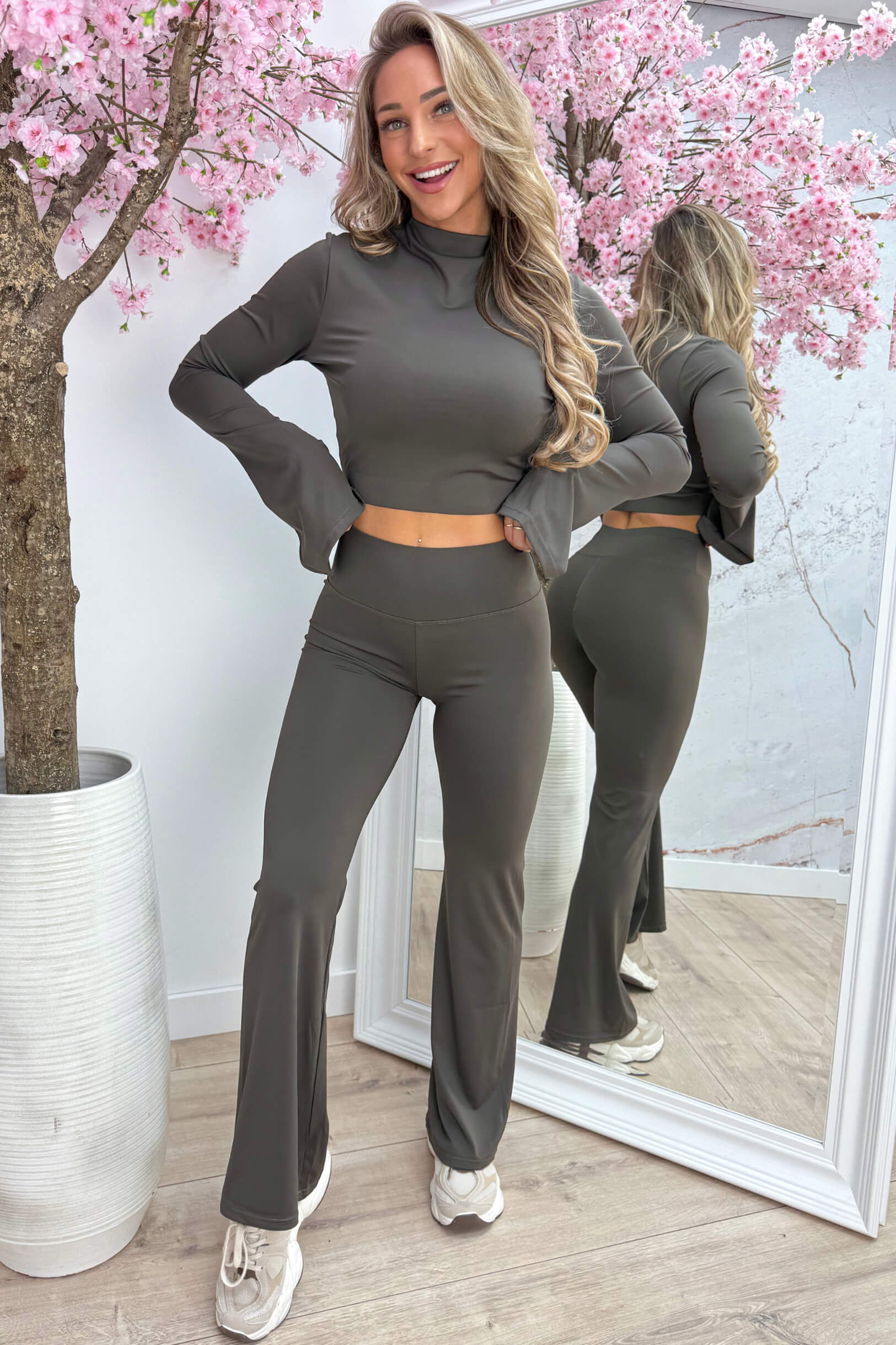 Sporty cropped co-ord - Bruin