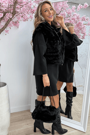 Soft and furry gilet - Zwart