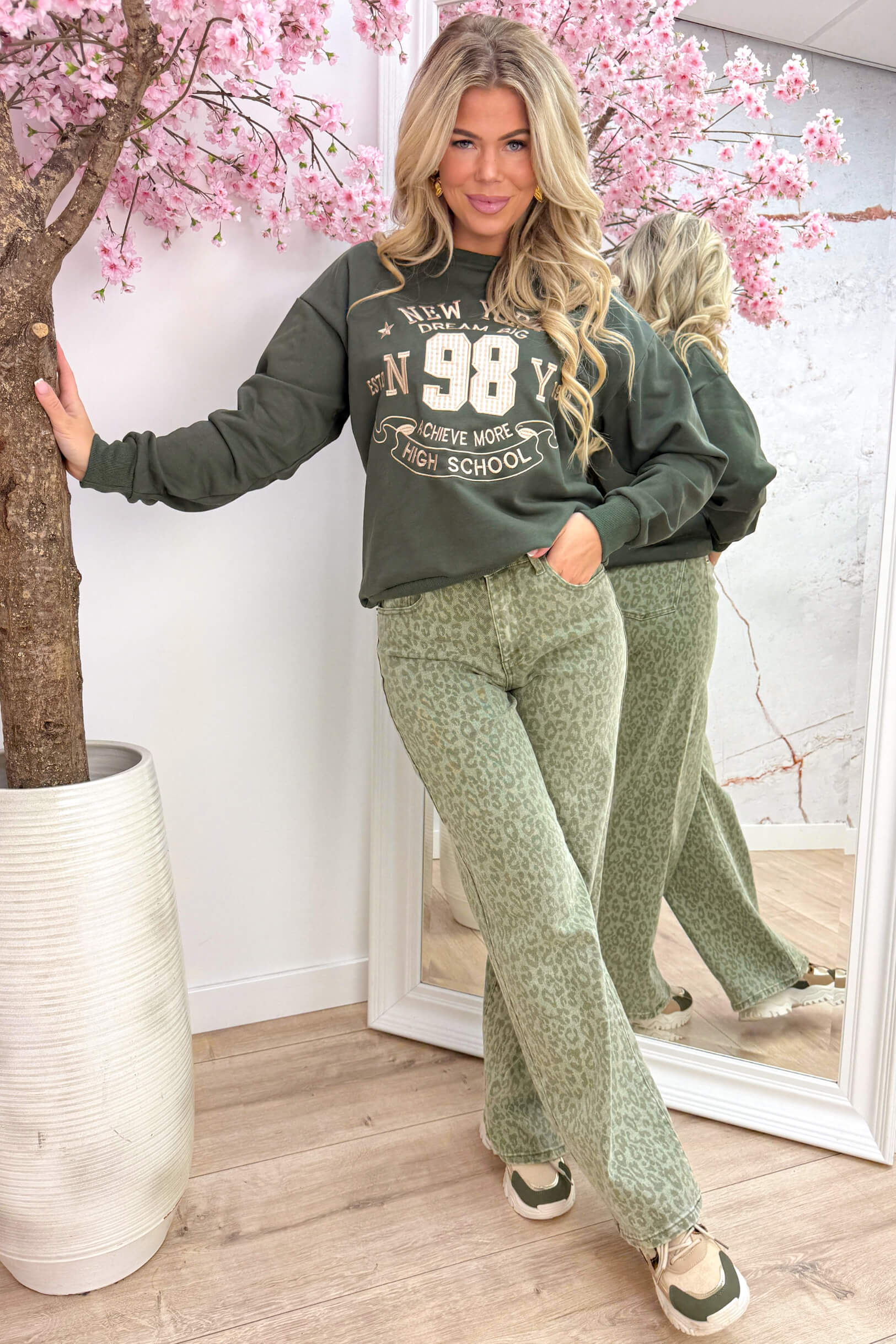 Dream big 98 sweater - Army