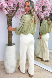 Baumwollbluse mit genähten Blumen – Olivgrün