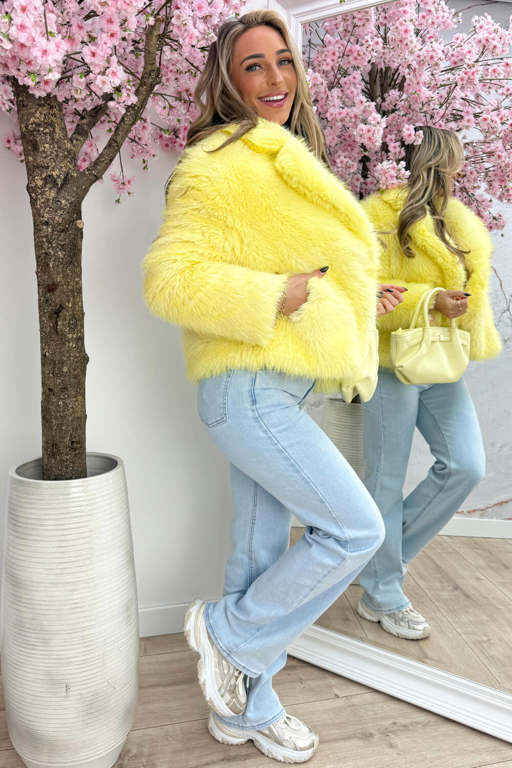 Fluffy days jacket - Geel