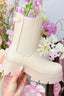Chunky statement boots - Beige