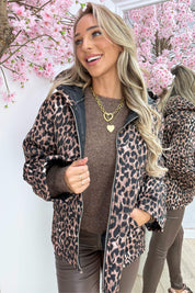 Always in leopard jacket - Bruin