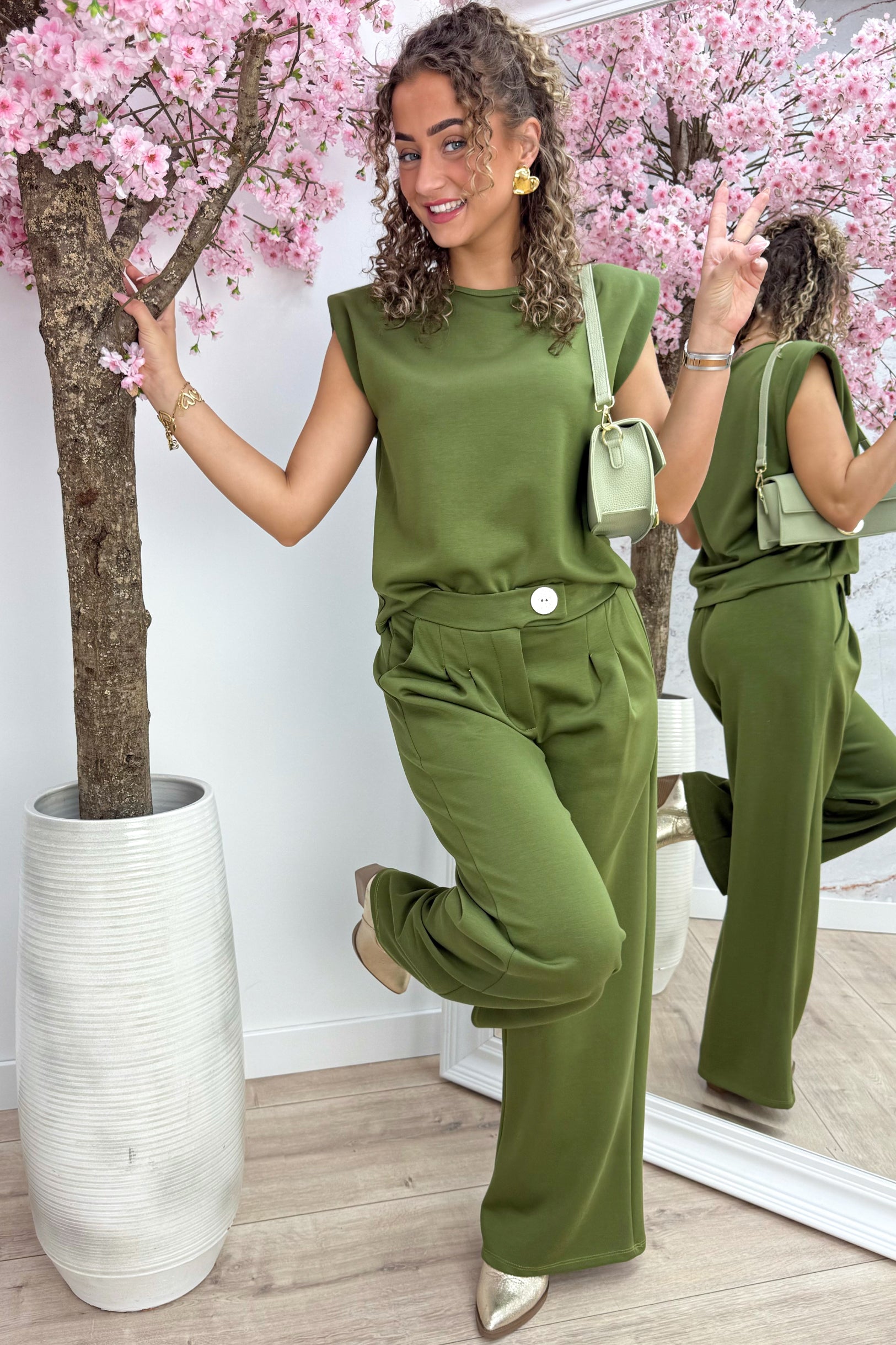 Looking cute but comfy co-ord - Olijf