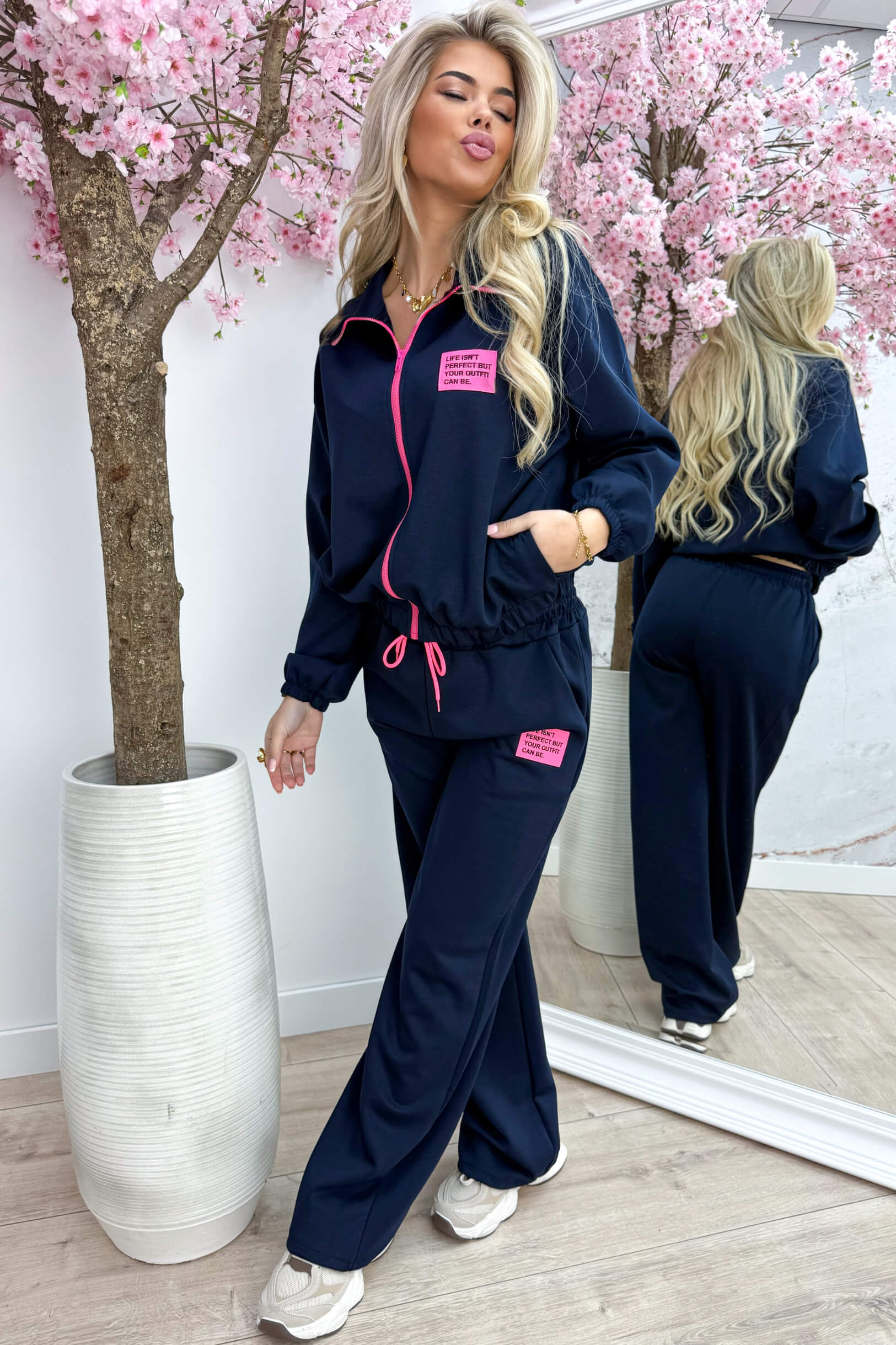 Neon perfect embleem comfy co-ord - Navy