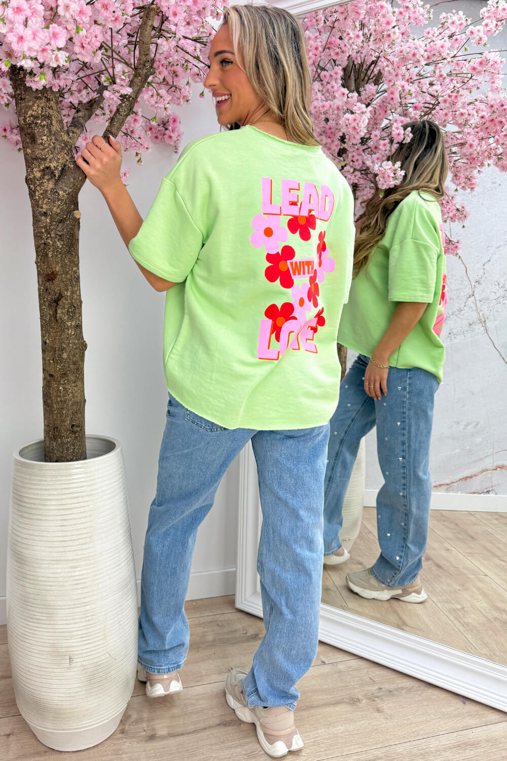 Lead with love oversized T-shirt - Mint