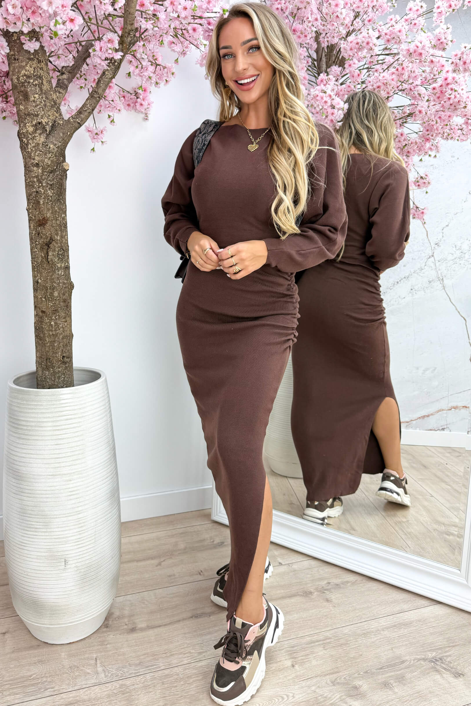 Flattering ribbed maxi dress - Bruin