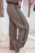 Check into style pants - Bruin