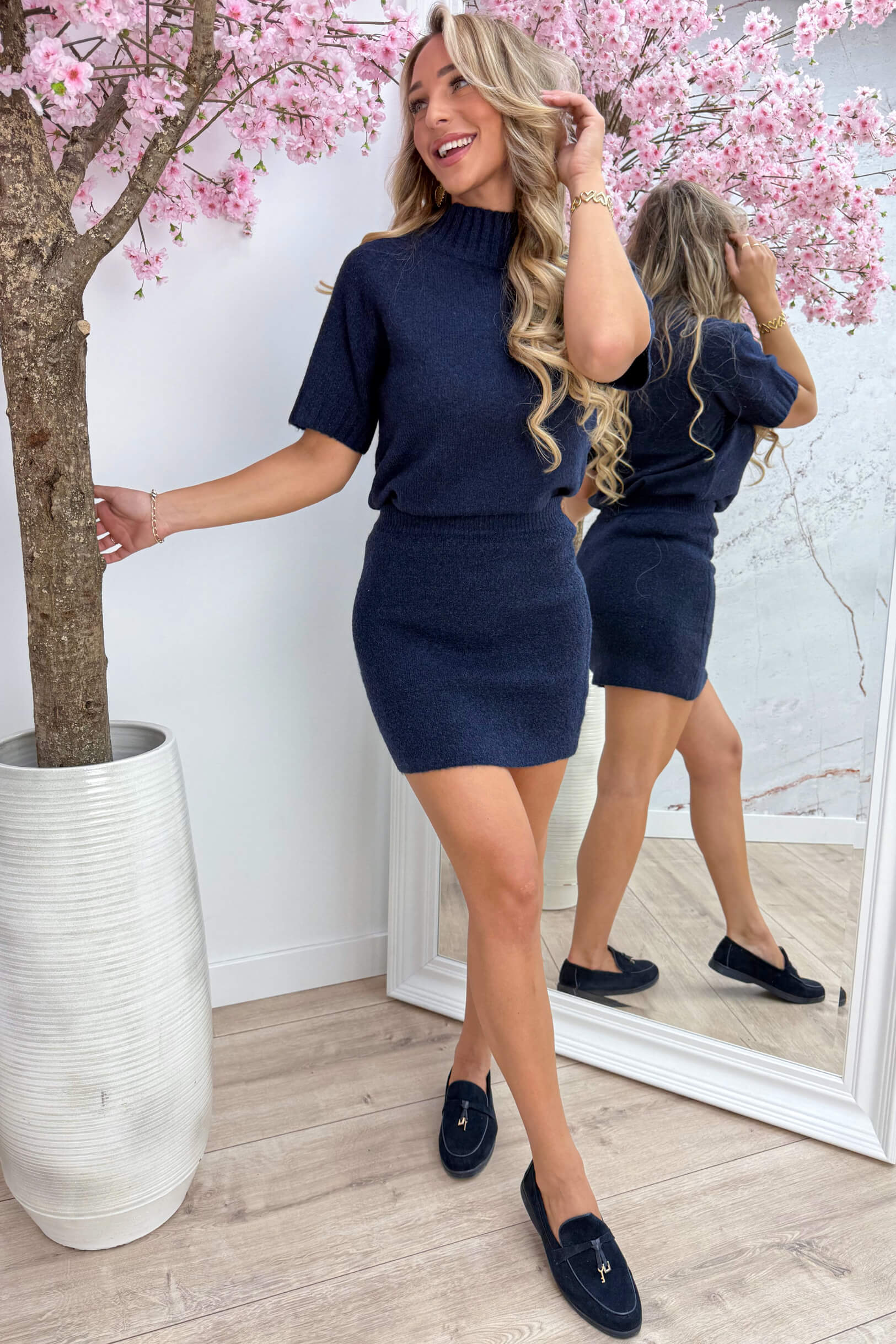 Top per collo a maglia a maglia - blu scuro