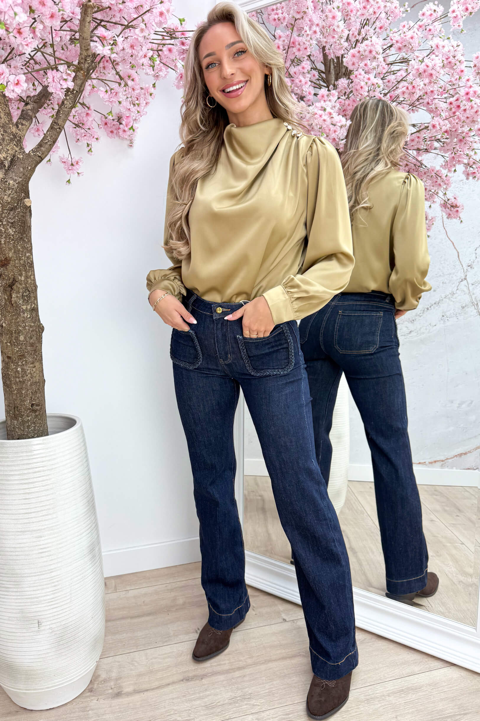 Glossy gold button topje - Camel