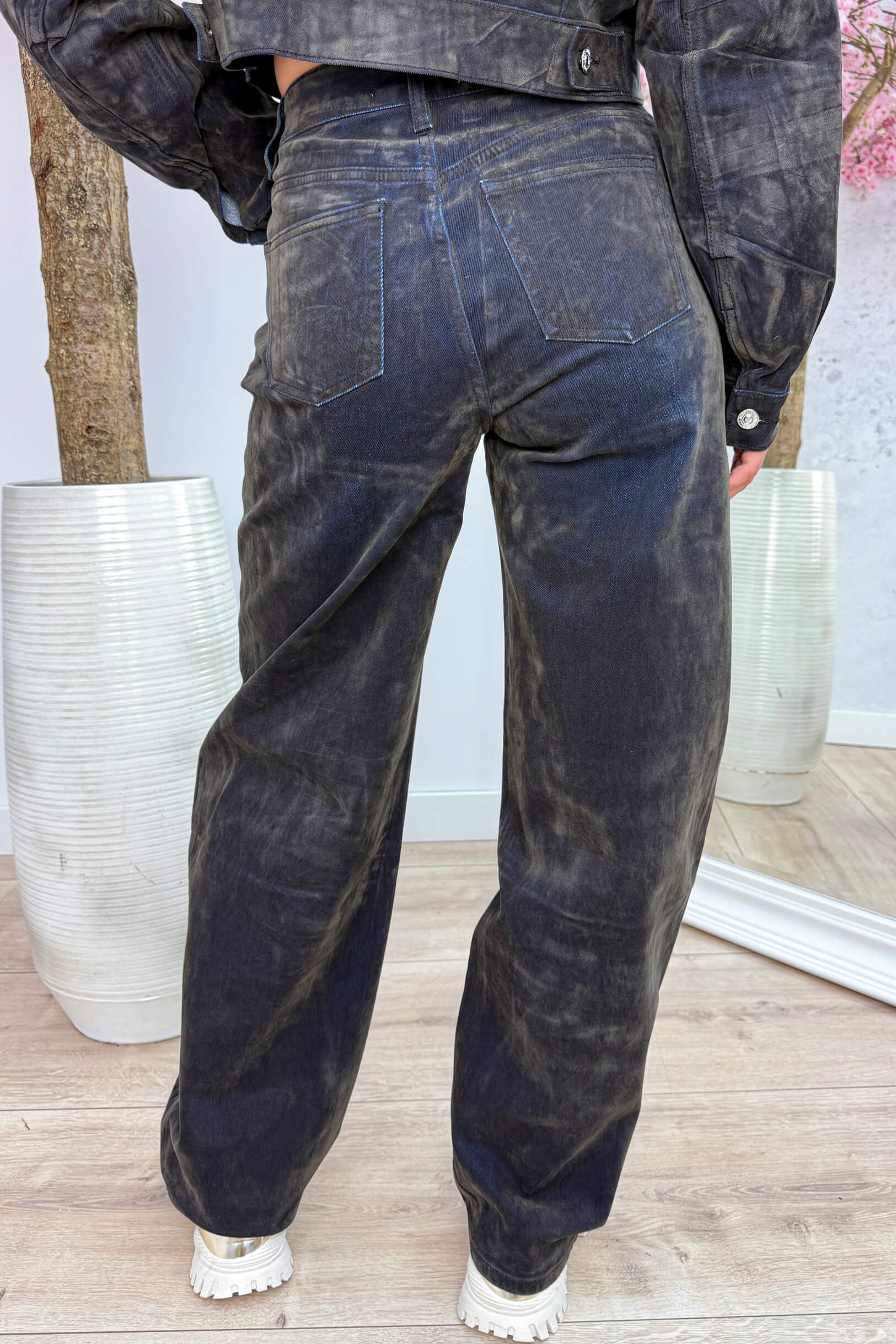 Trending now velvet denim jeans - Bruin
