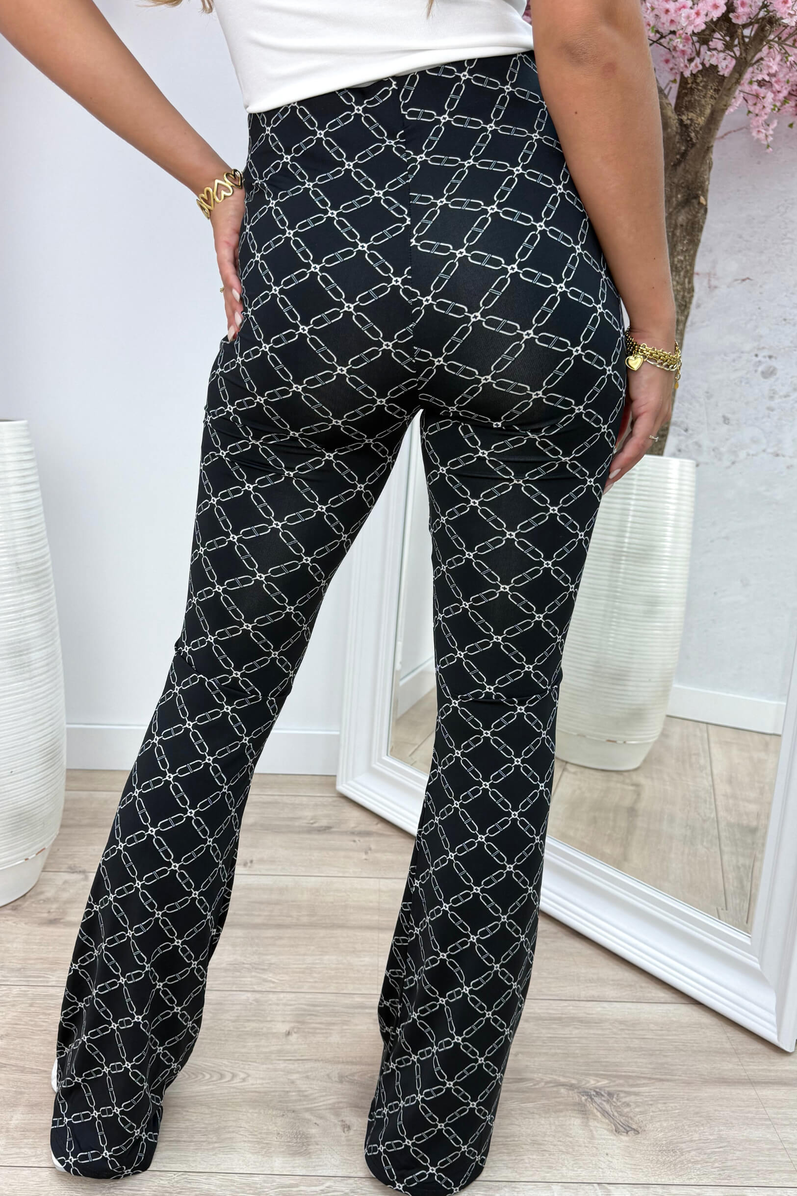 Cable travel flair pants - Zwart