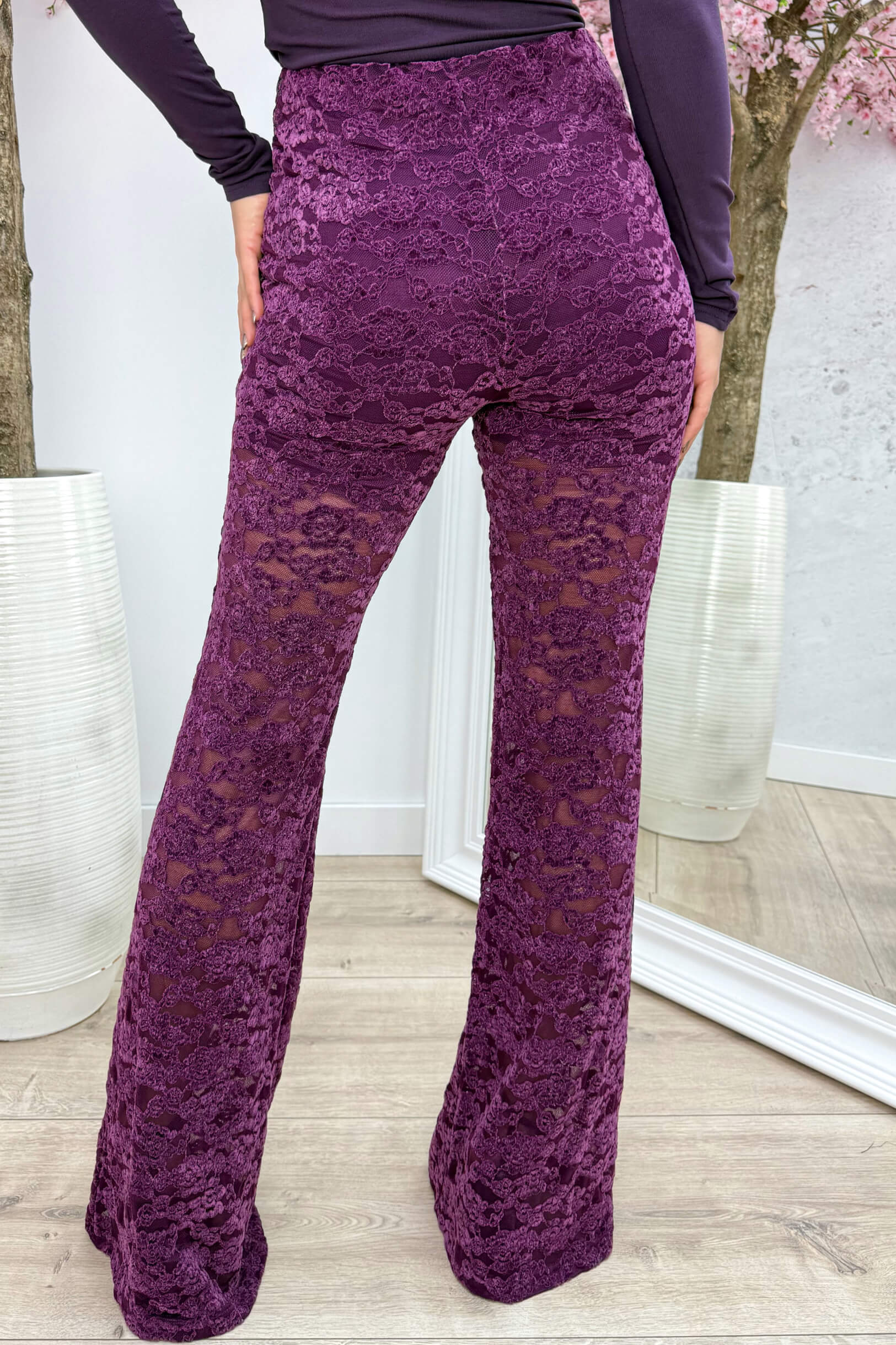 Velvet lace flair pants - Berry purple