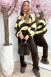 Wrapped in striped vest (incl. sjaal) - Geel