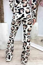 Big leopard travel flair pants - Bruin