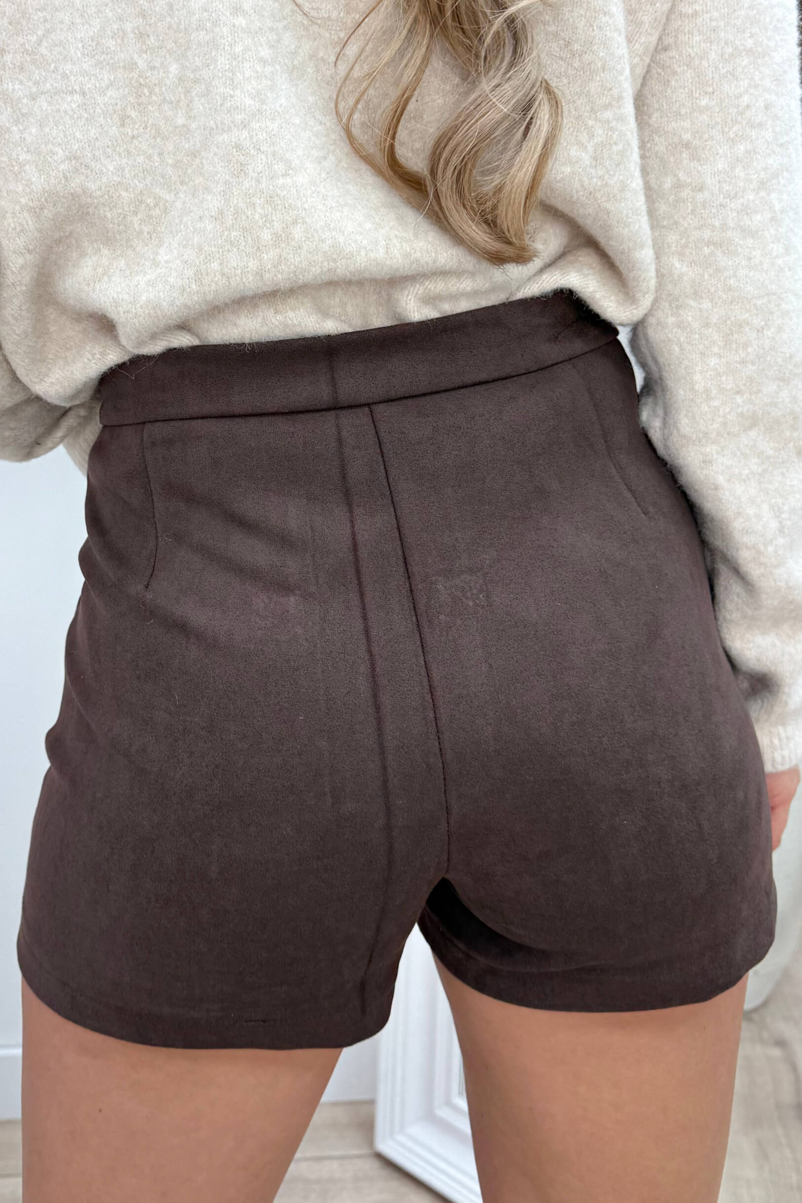Suede look fringe short - Bruin
