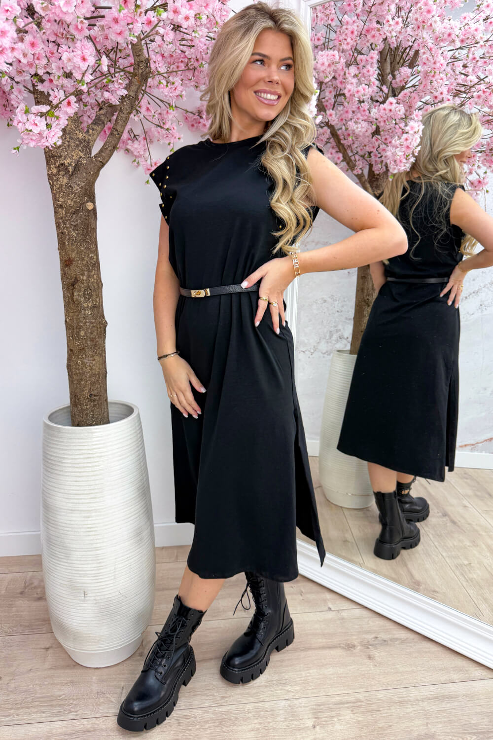 Studded T-shirt dress - Zwart
