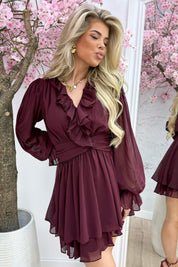 Your favorite ruffle dress - Bordeaux