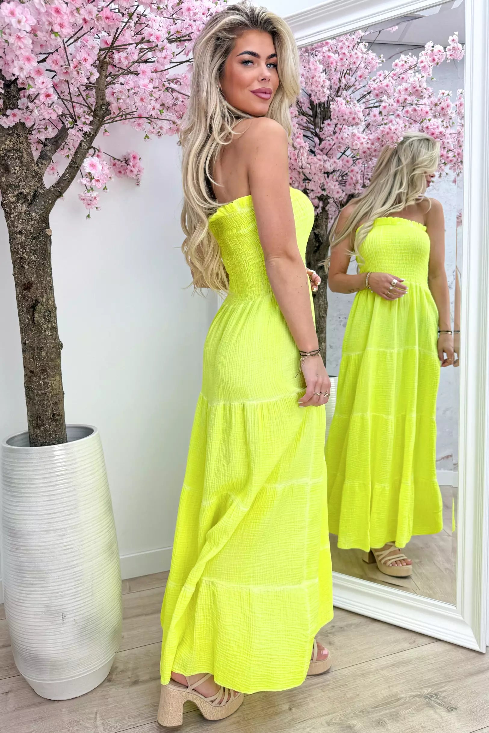 Neon strapless cotton maxi dress - Geel
