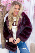 Two ways to wear winterjas - Bordeaux