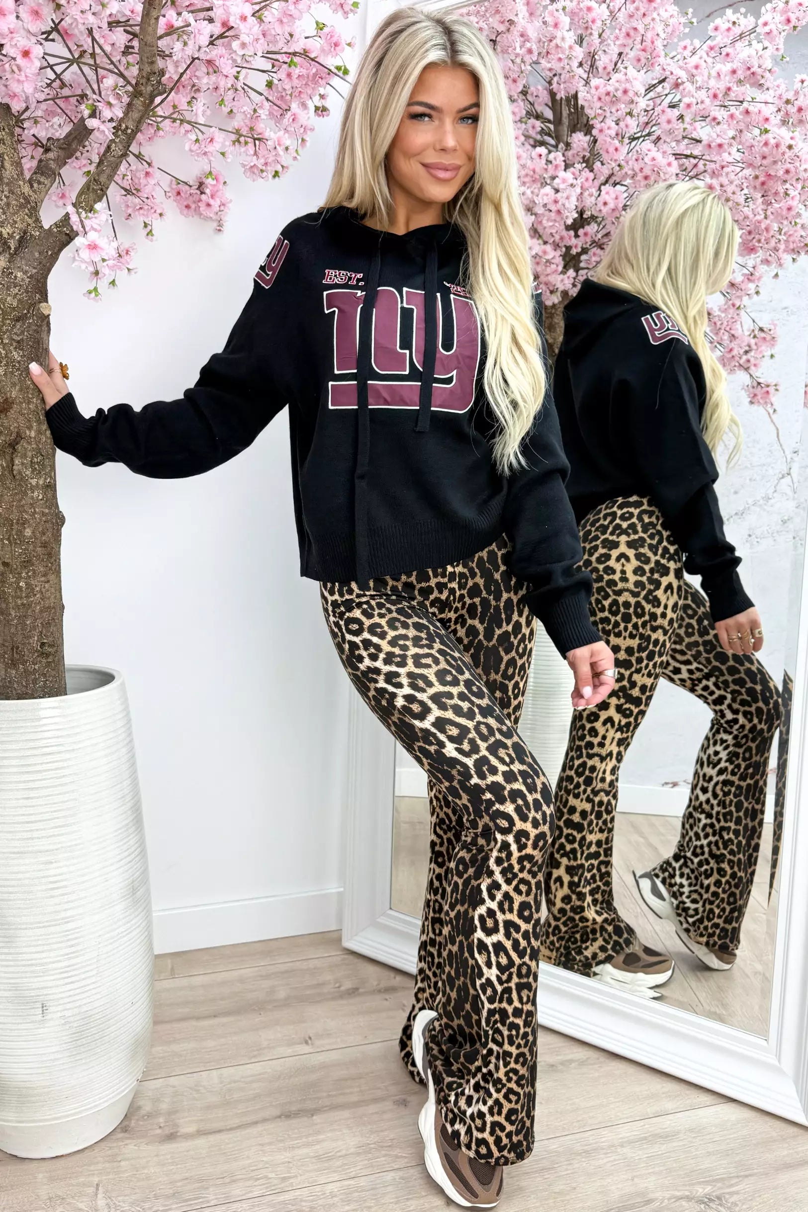 Ny Hoodie - Black