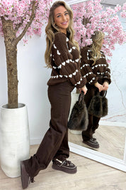 Made with love trui - Bruin