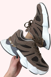 Ready to go sneakers - Dk. Bruin