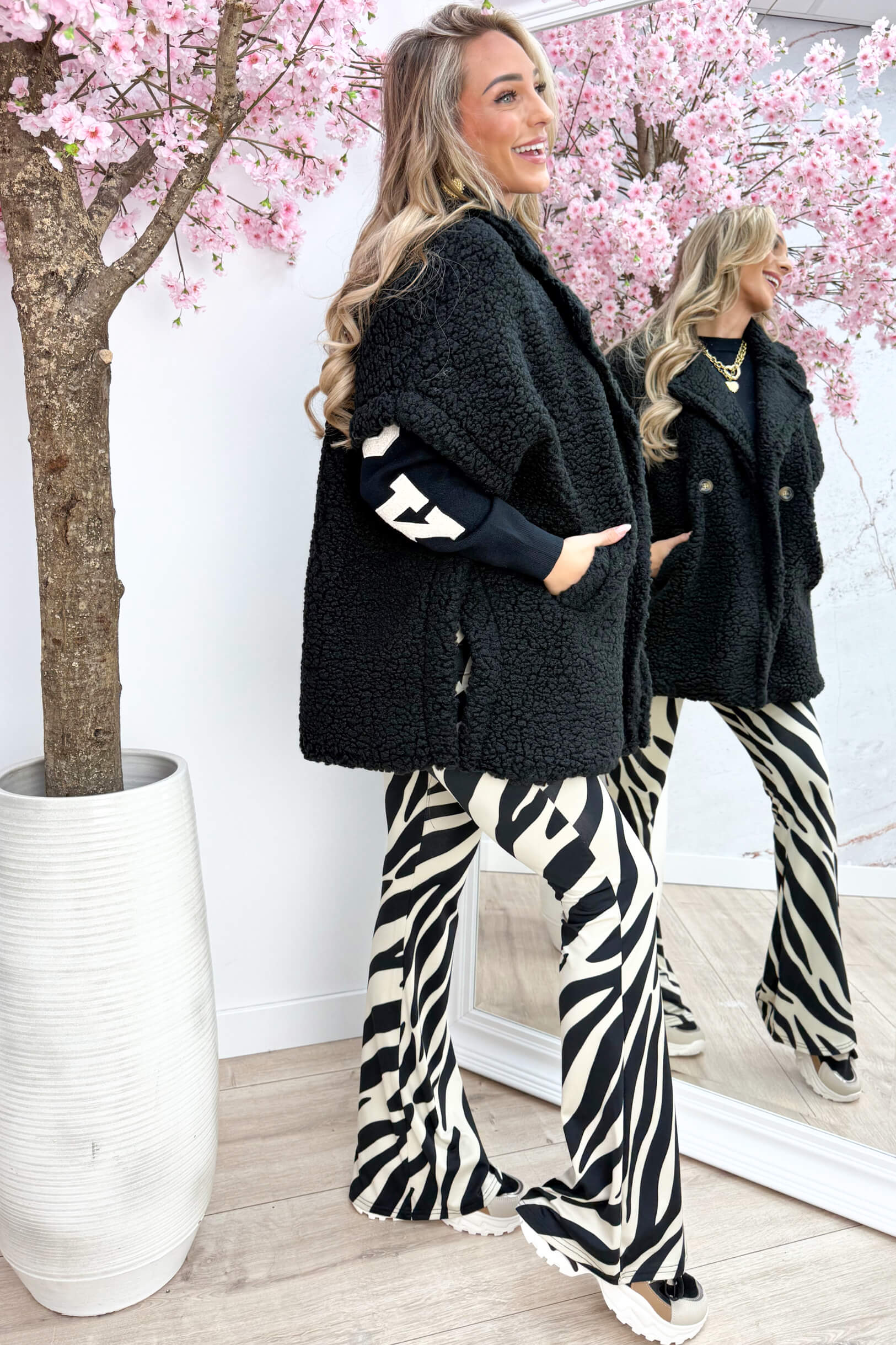 Snuggle up teddy gilet - Zwart